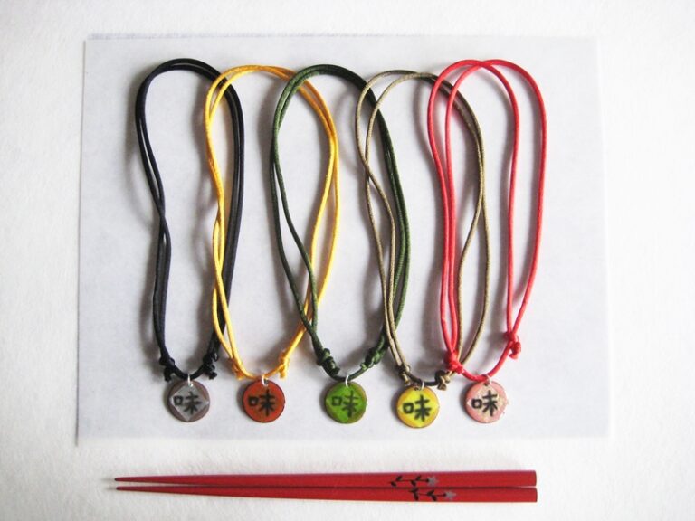 Kanji Pendant 800 x 600 img 8050 aji 1