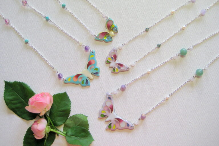Butterfly Necklaces img 6434 lw#3, lf#8, sf#2, sw#3
